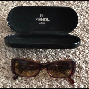 -sold-Fendi Sunglasses